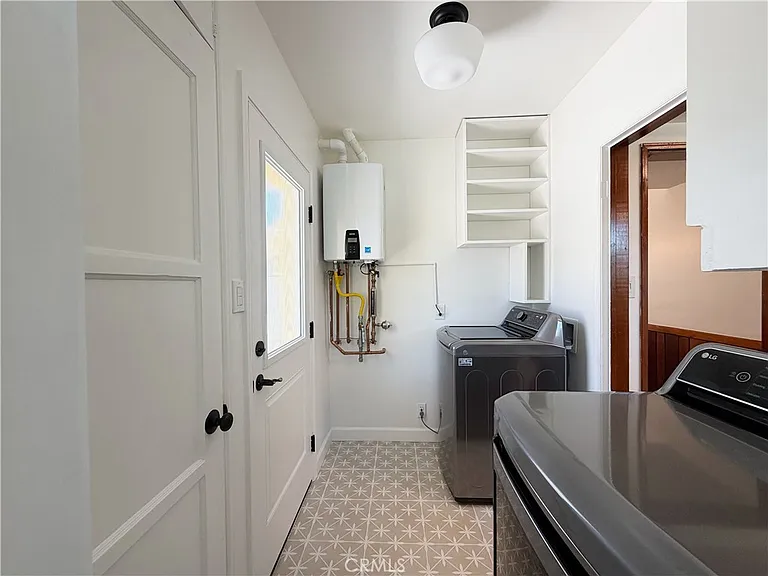 416 Drake Rd — Photo 23