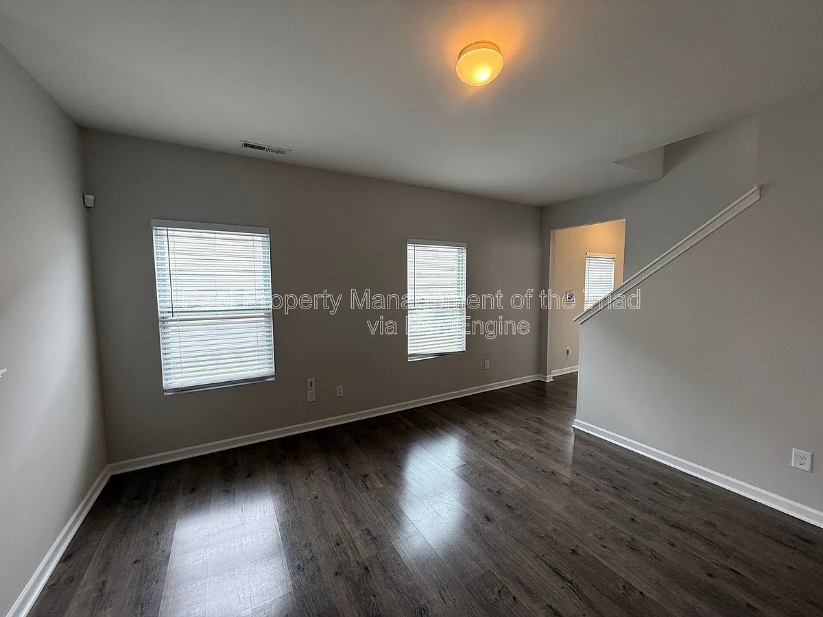 Building Photo - 5836 Springer Dr