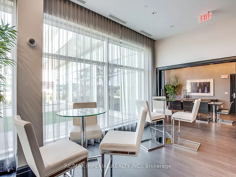 65 Speers Rd #711 — Photo 35
