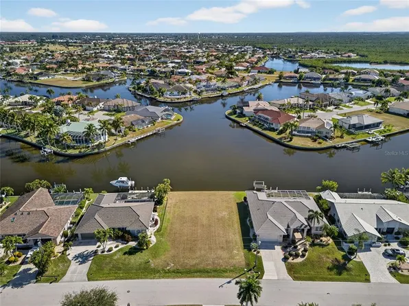 3938 San Pietro Ct #30, Punta Gorda, FL 33950