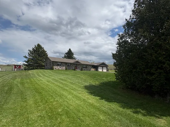 1632 Highway 35, Clarington, ON L0B 1M0
