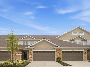 160 Violet Ln, Wheeling, IL 60090