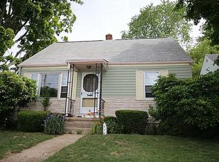 8 Saint George St, West Warwick, RI 02893