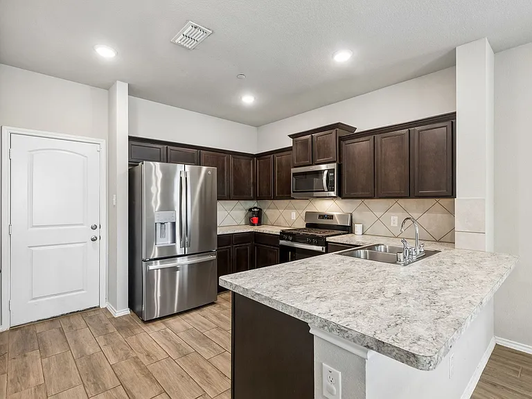 3120 Providence Pl — Photo 12