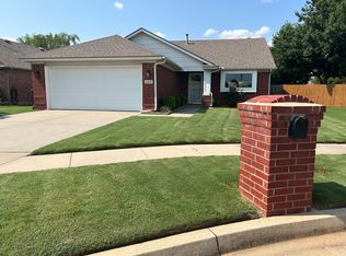 (Undisclosed Address), Yukon, OK 73099