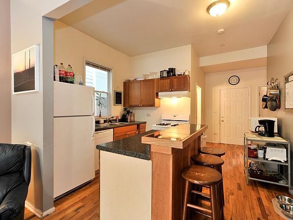 5th image of 1738 N Albany Ave #1