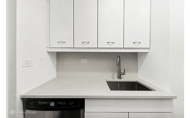 Rented by Douglas Elliman | media 10