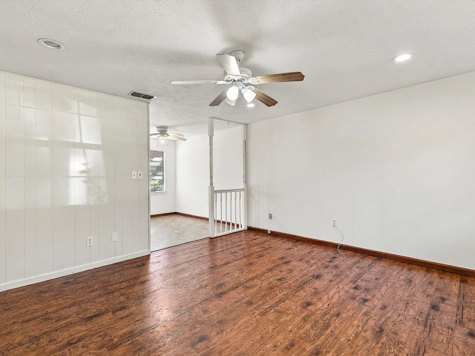 2 bed, 1.0 bath, 884 sqft, $1,250 — Photo 3