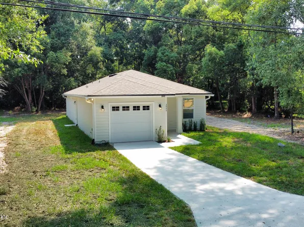 3945 RIBAULT RIVER Lane, Jacksonville, FL 32208