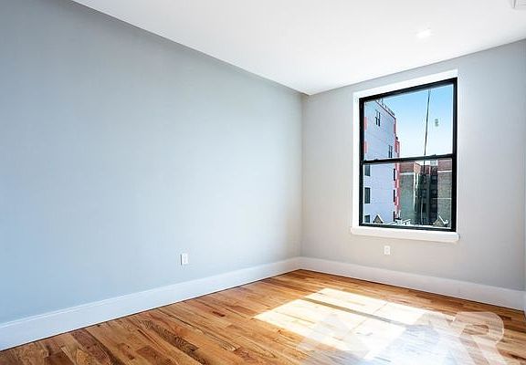 2nd image of 246 Sullivan Pl #C5