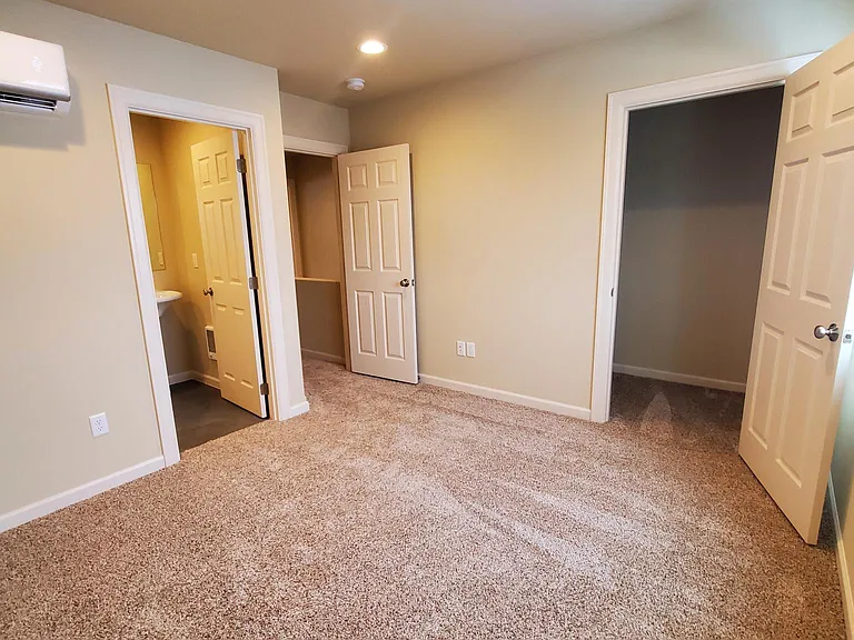 210 W Greenfield Ave #2 — Photo 12