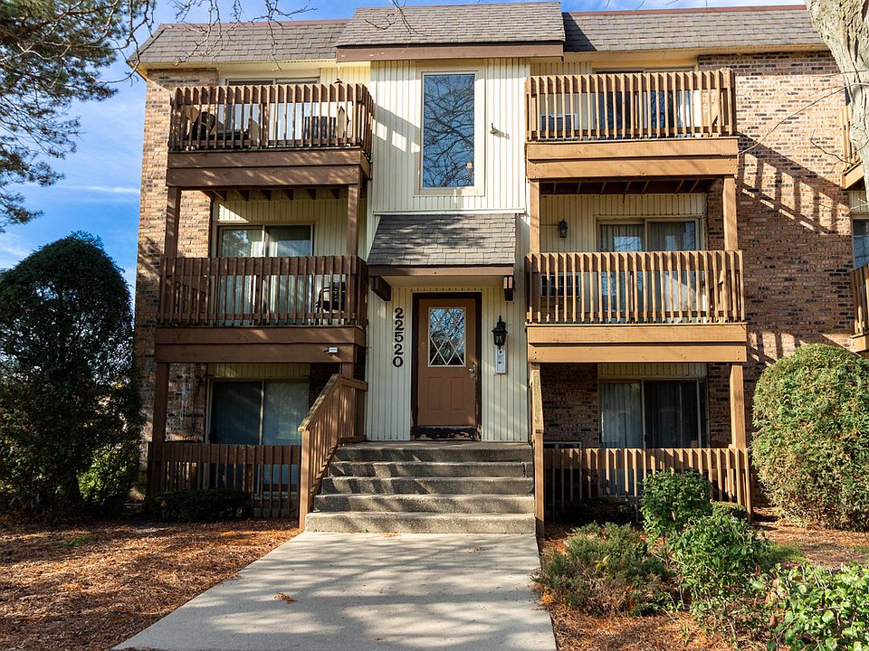 1st image of 22520 Jackson Ct APT 7C