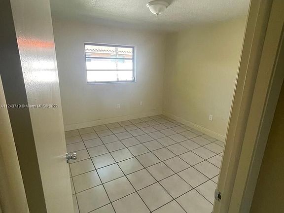 3rd image of 2650 SW 28th Ave #0