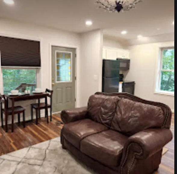 4 Hayfield Ct #1 — Photo 7
