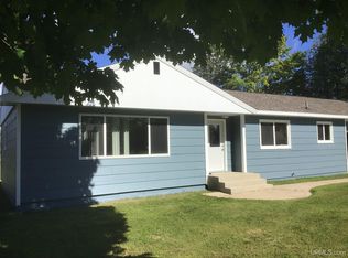 9456 25th Rd, Garden, MI 49835