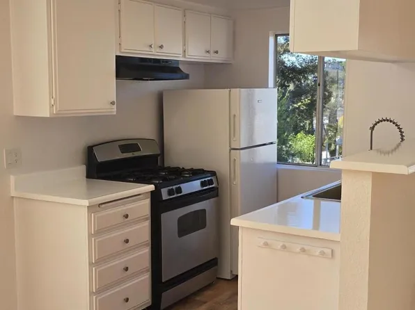 2305 Glendale Blvd #204, Los Angeles, CA 90039