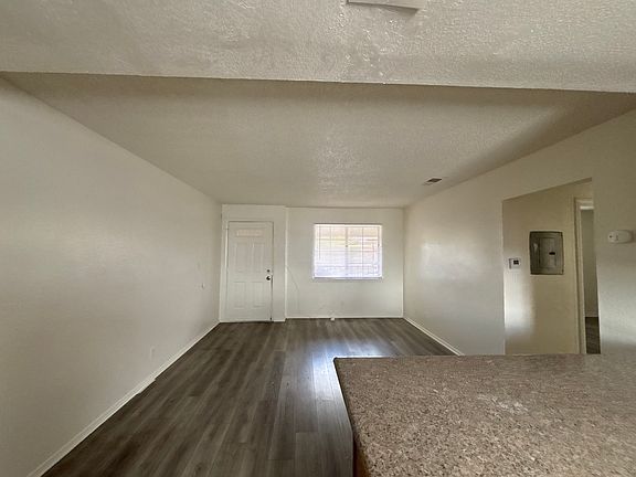 2nd image of 509 E Avenue Q1 #6