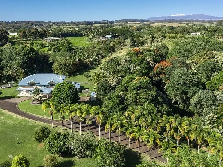 27-2433 Hawaii Belt Rd — Photo 2