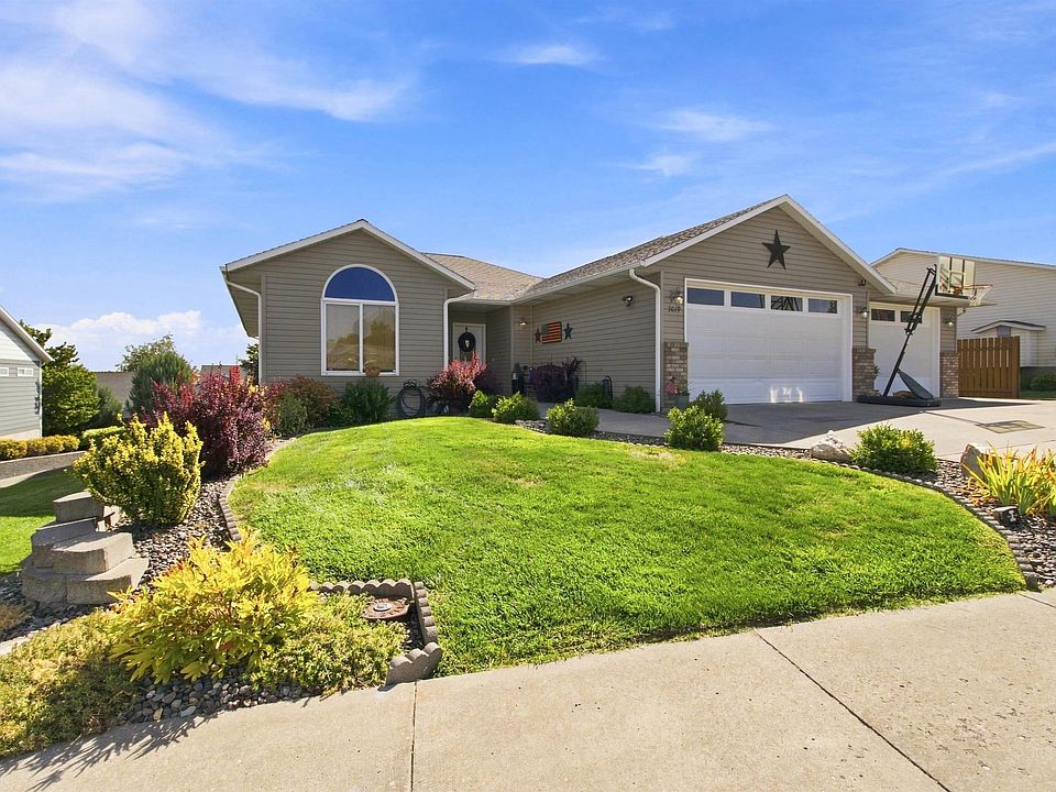 1st image of 3019 Cypress St
