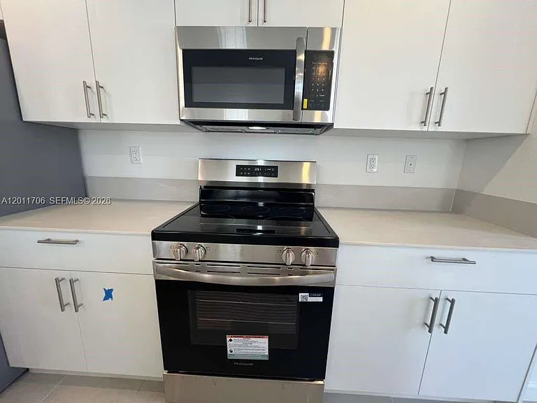 12430 SW 248th St #9 — Photo 7