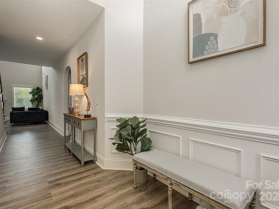 4th image of 8425 Carly Ln W