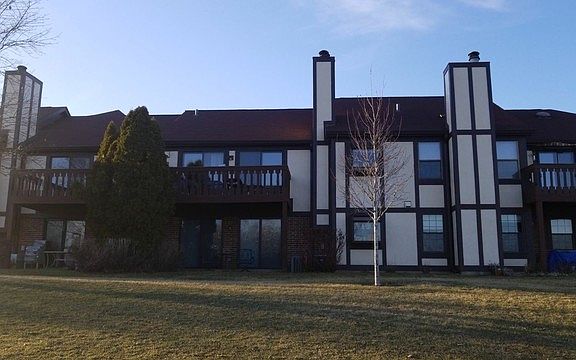3rd image of 706 Elizabeth Dr #23-C-L