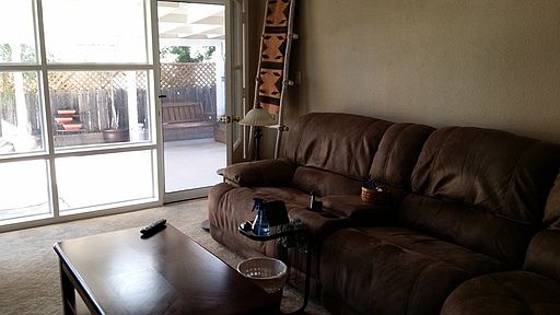 4th image of 4827 Loukelton Way