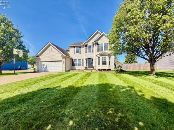 530 Parkside Reserve St, Wellington, OH 44090