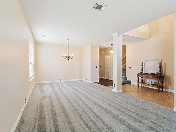 4th image of 5015 Beechknoll Ln