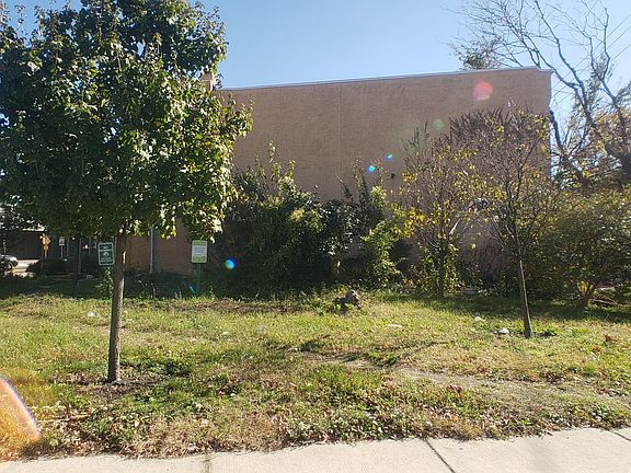 3rd image of 501-503 Trenton Ave