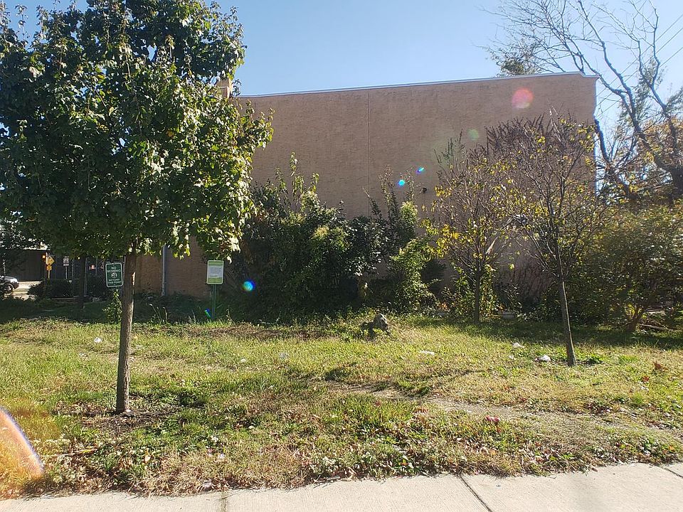 2nd image of 505 Trenton Ave