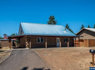 1884 Grape Loop, Sweet Home, OR 97386
