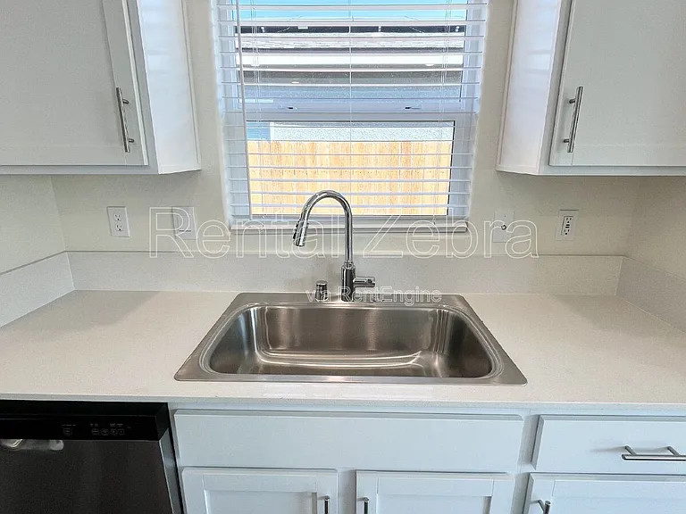 4064 Cinnabar Ct — Photo 20