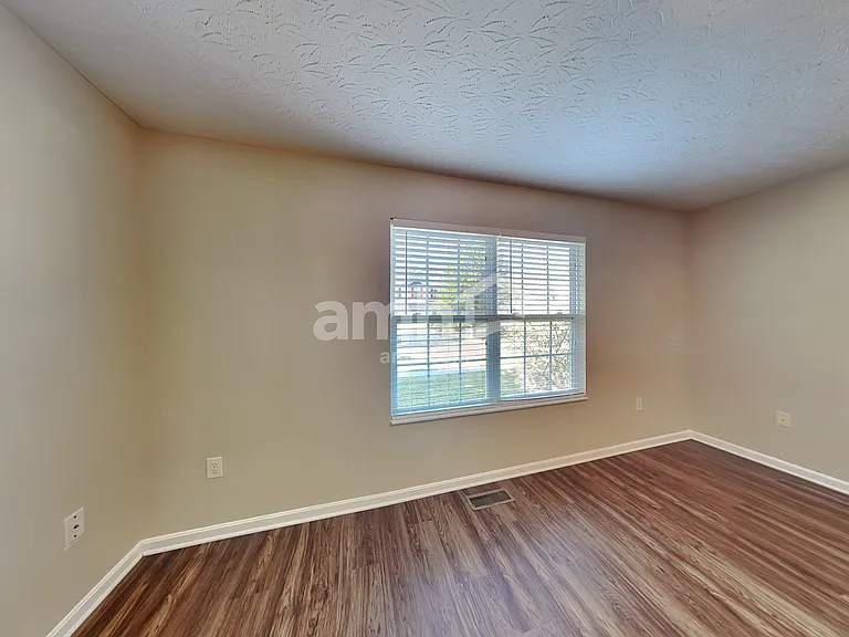 1166 Linford Cir — Photo 6
