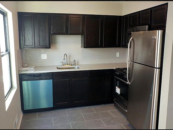 4th image of 2223 W 39th Ave APT 2W