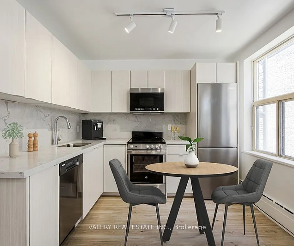 Studio, $1,698 — Photo 2