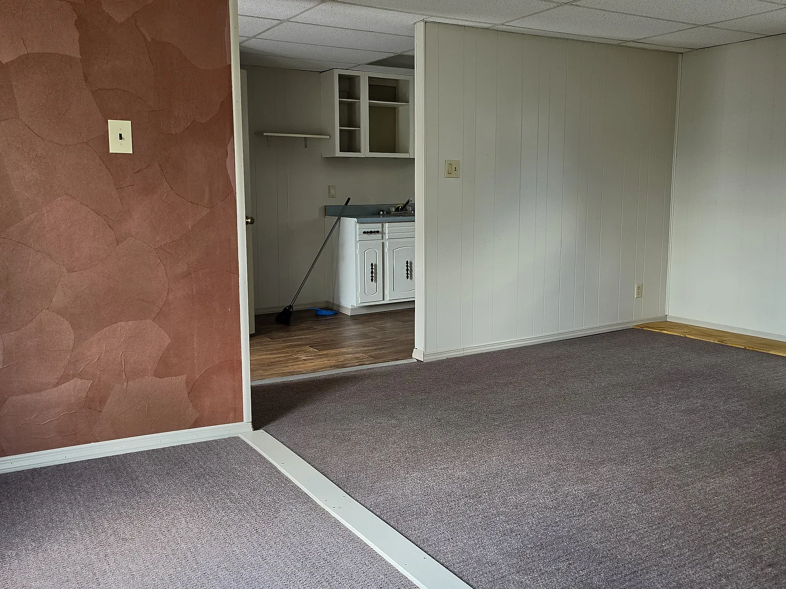 1 bed, 650 sqft, $850 — Photo 2
