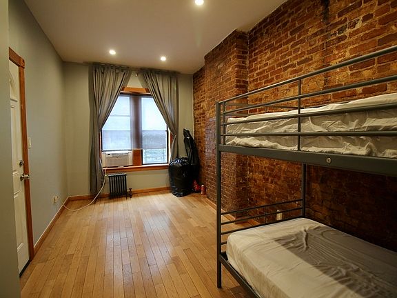 2nd image of 416 Suydam St #1LL