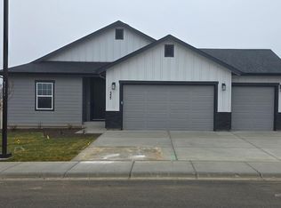 335 Kovan St, Mountain Home, ID 83647