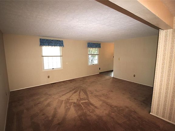 4th image of 2676 Serra Vista Dr