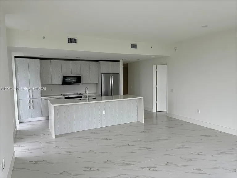 2000 Metropica Way #303 — Photo 4