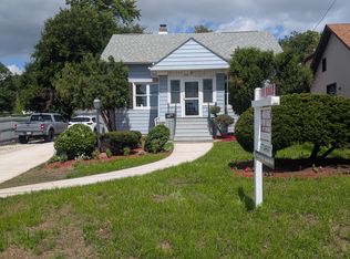 4506 75th St, Kenosha, WI 53142