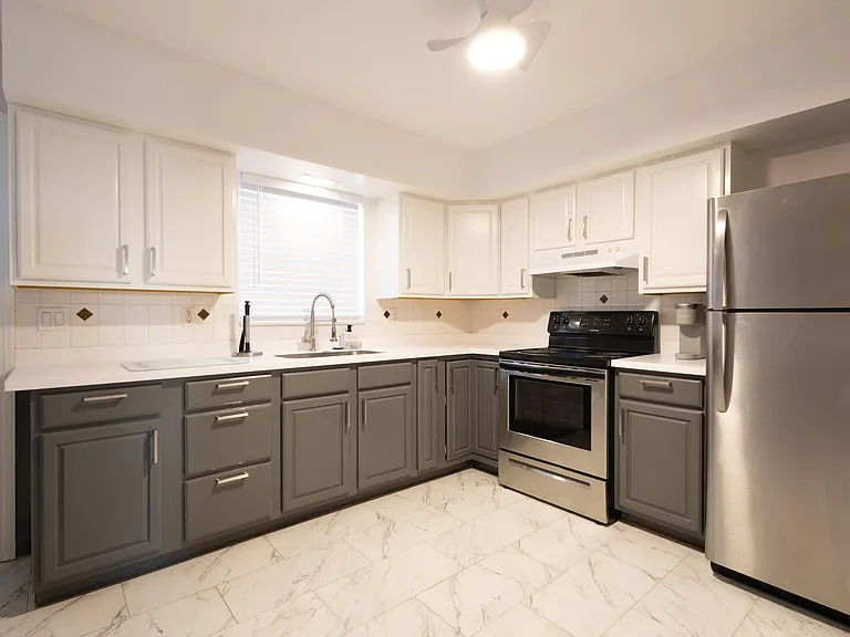 714 S Arnold Ave #B — Photo 5