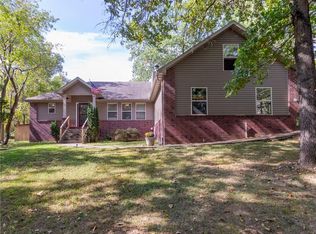 1 Allendale Ln, Bella Vista, AR 72714