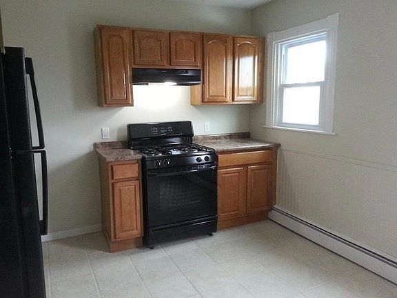 2nd image of 157 Fairview St #1N