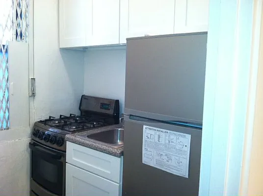 Rented by Eric Goodman Realty Corp | media 19