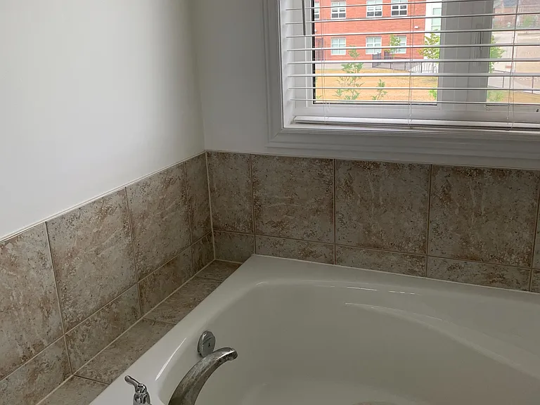 276 Robert Parkinson Dr — Photo 14