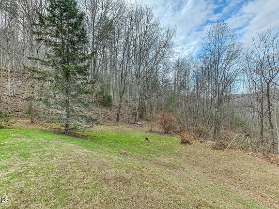 4th image of 902 R D Campbell Rd