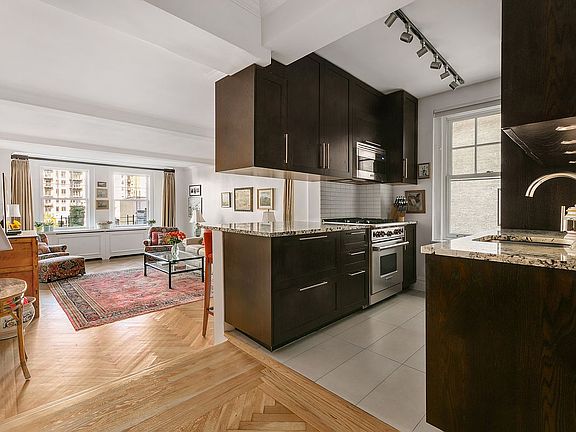 4th image of 336 W End Ave #7EF
