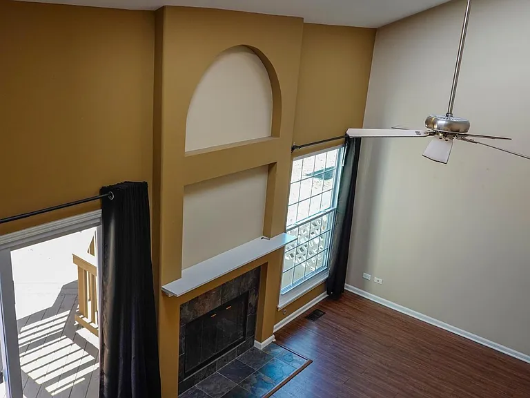 207 Shadybrook Ln — Photo 7
